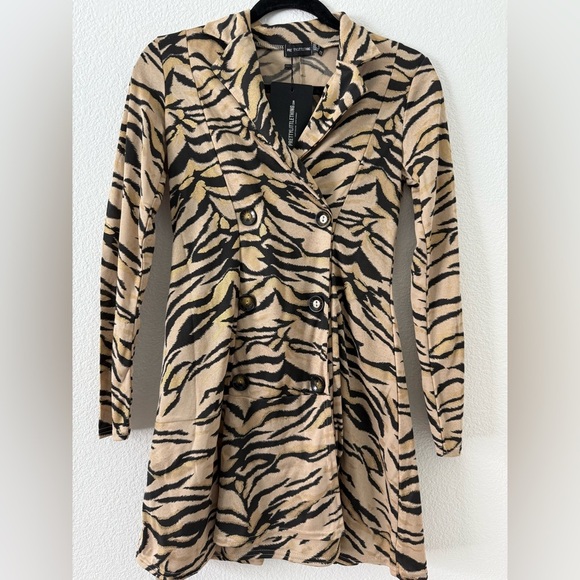 Metallic tiger Print Button-Up blazer Dress - Picture 4 of 7